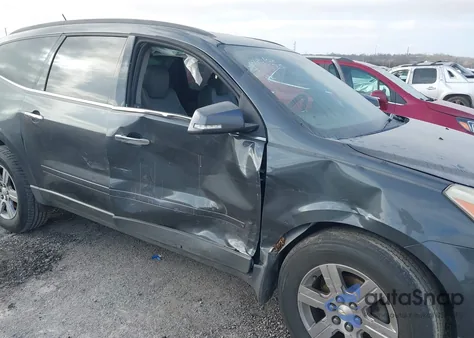 2010 Chevrolet Traverse Lt z USA, uszkodzony, nr VIN 1GNLVGEDXAJ260184